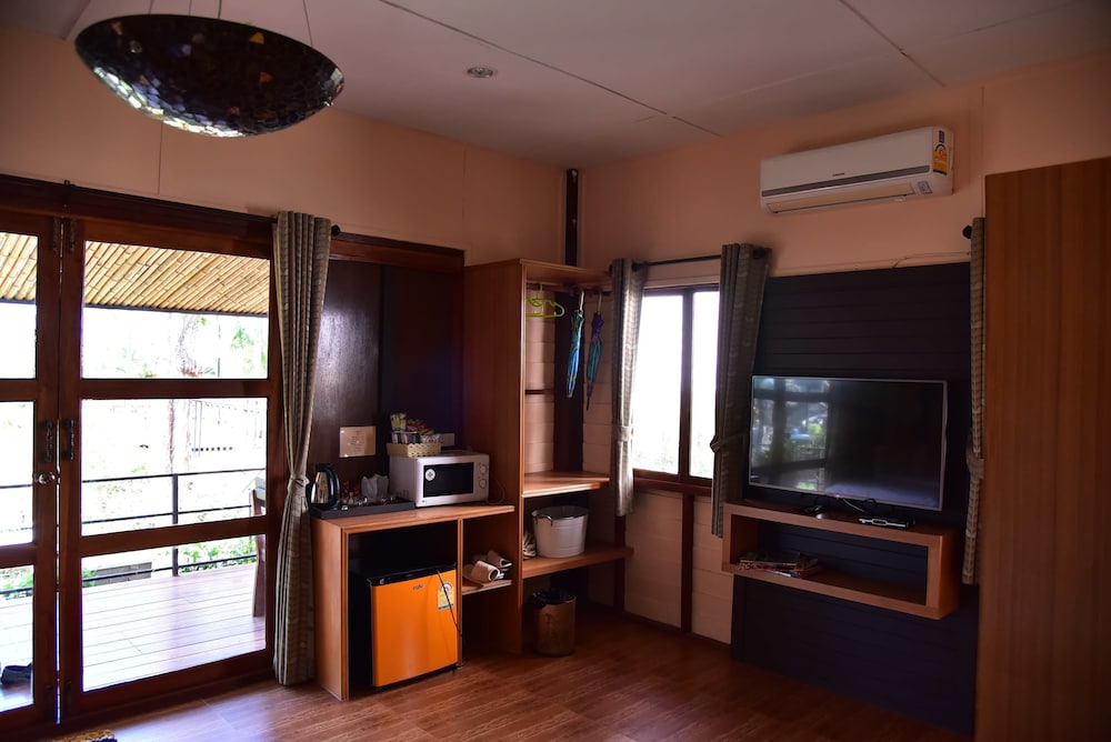 Dusit Talai Resort 79/100