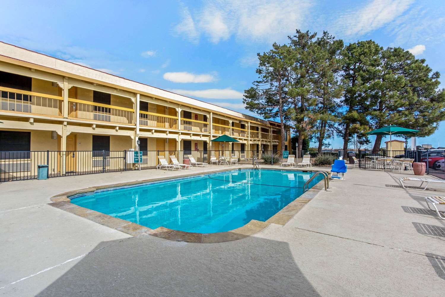 La Quinta Inn by Wyndham and Conference Center San Angelo 2/44