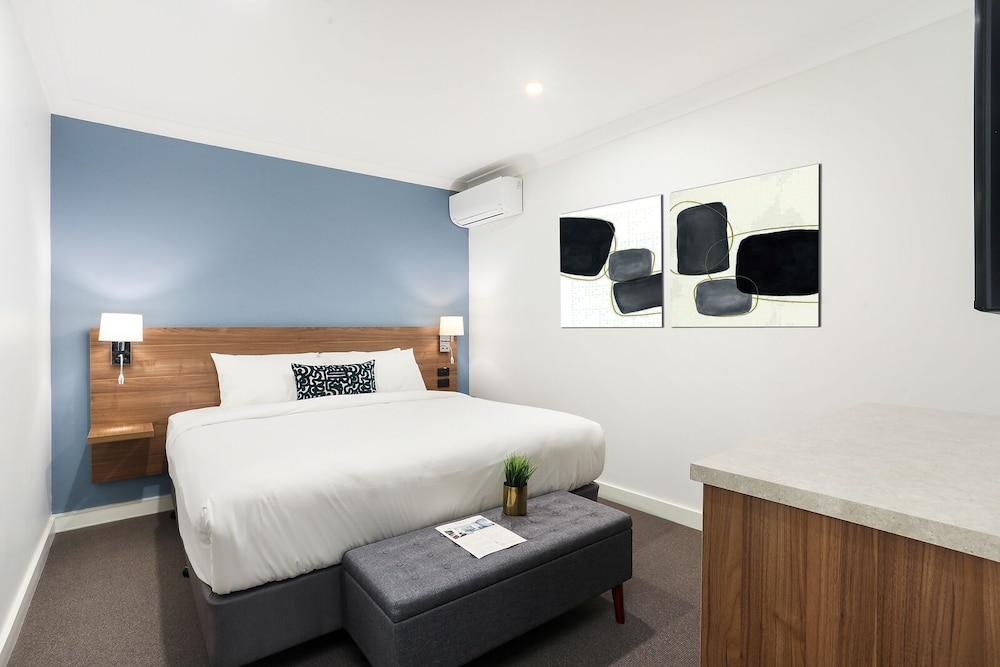 Killara Hotel And Suites 15/35