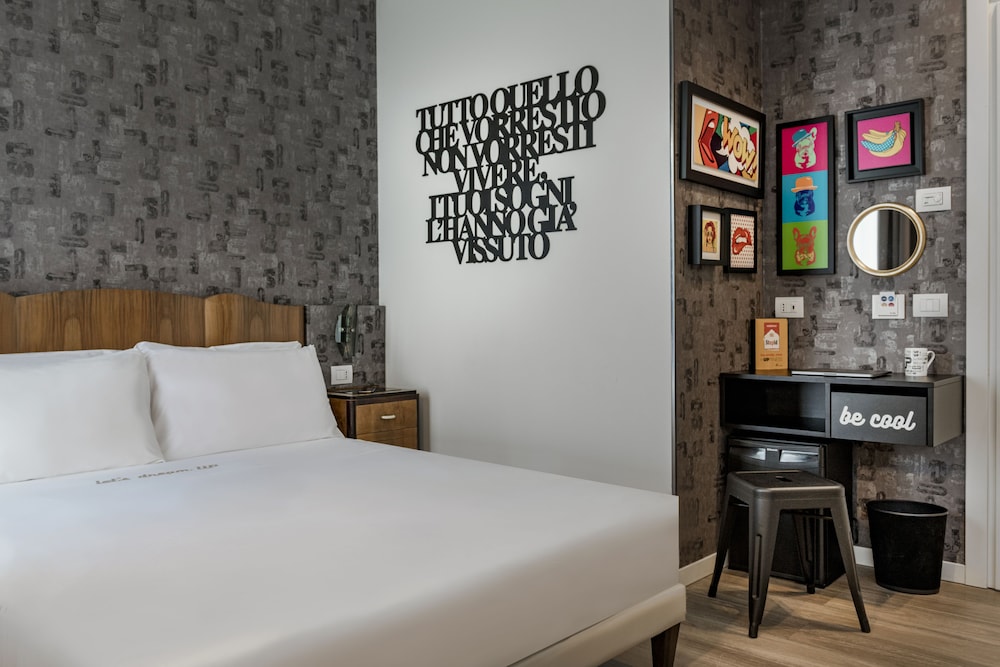 STANDARD, DOUBLE BED, BALCONY