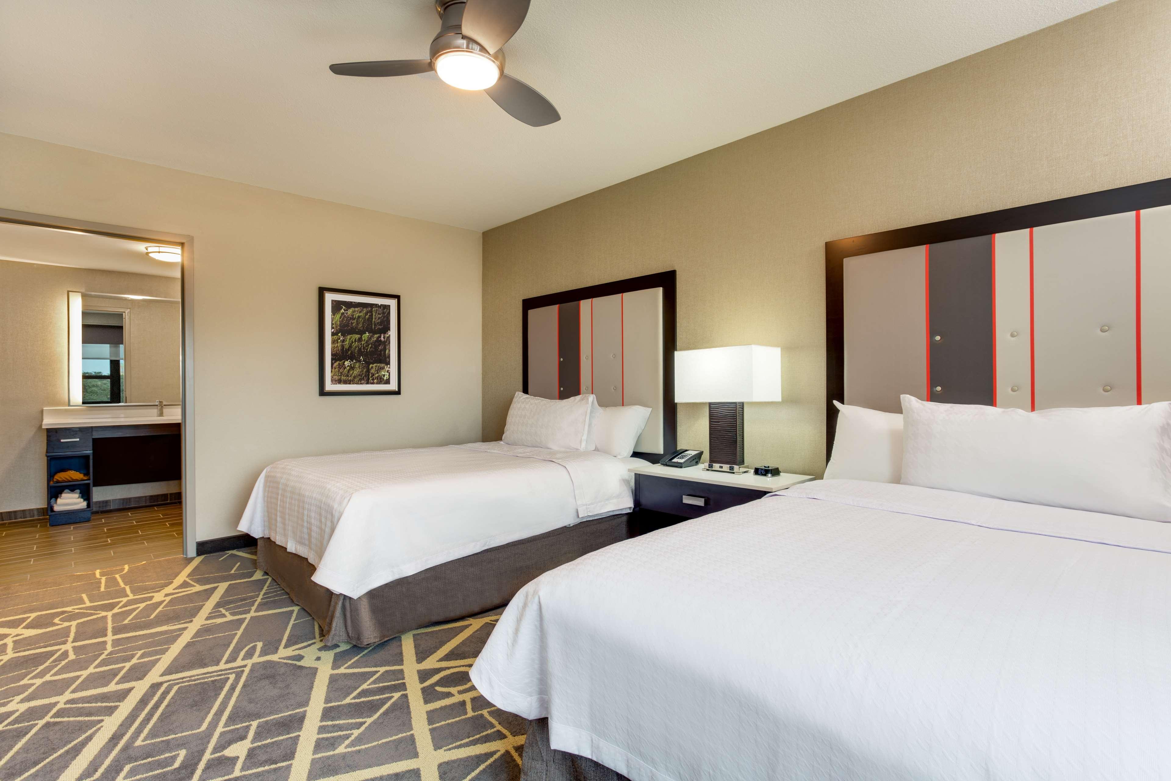 1 BEDROOM, SUITE, 2 QUEEN BEDS, ACCESSIBLE