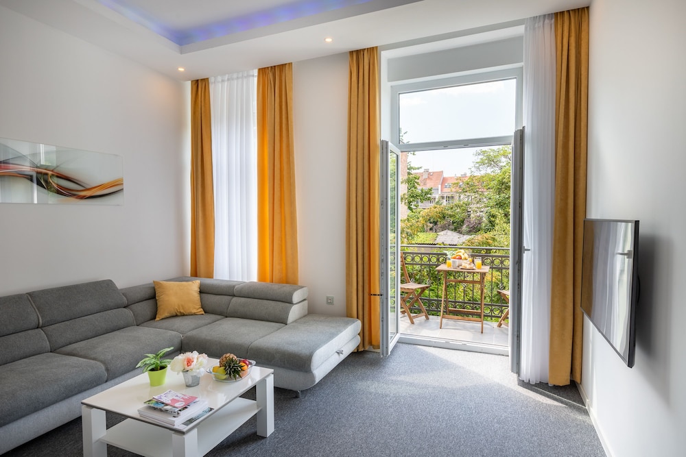 Tesla Boutique Apartments & Rooms 19/50
