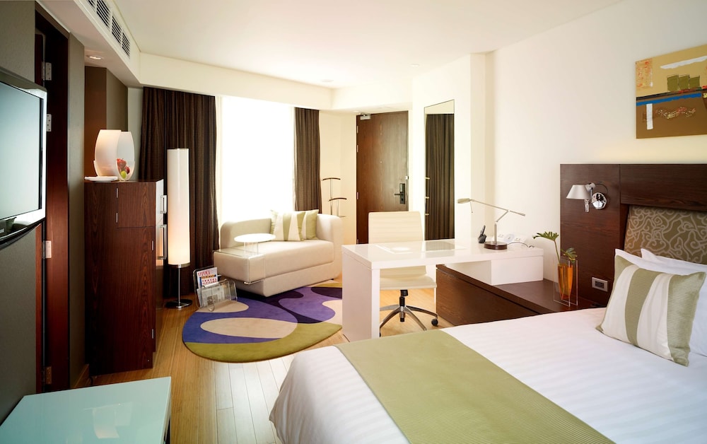 NH Bangkok Asoke 8/66