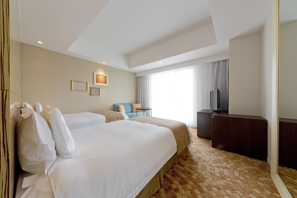 Hotel Universal Port 12/72