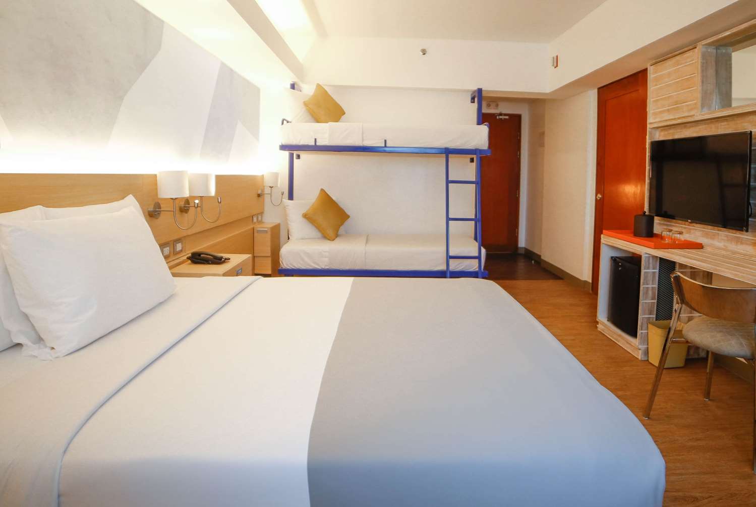TRYP by Wyndham Mall of Asia Manila 4/10