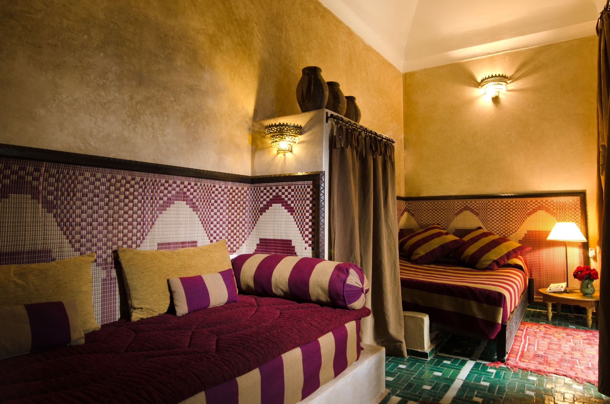 STANDARD, DOUBLE OR TWIN BED