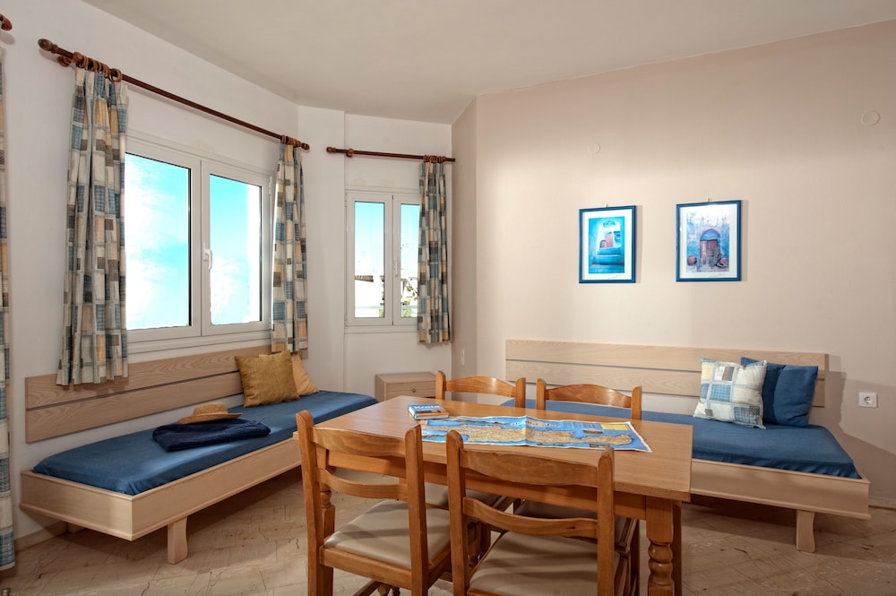 Melissa Apartments, Studios & Suites 37/60