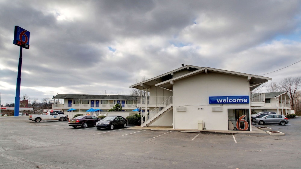 Motel6 Elizabethtown, KY in ELIZABETHTOWN - KY