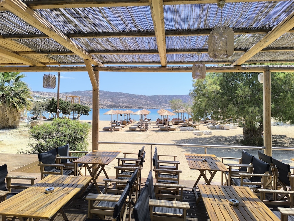 Helios Beach Hotel & Bungalows 39/48