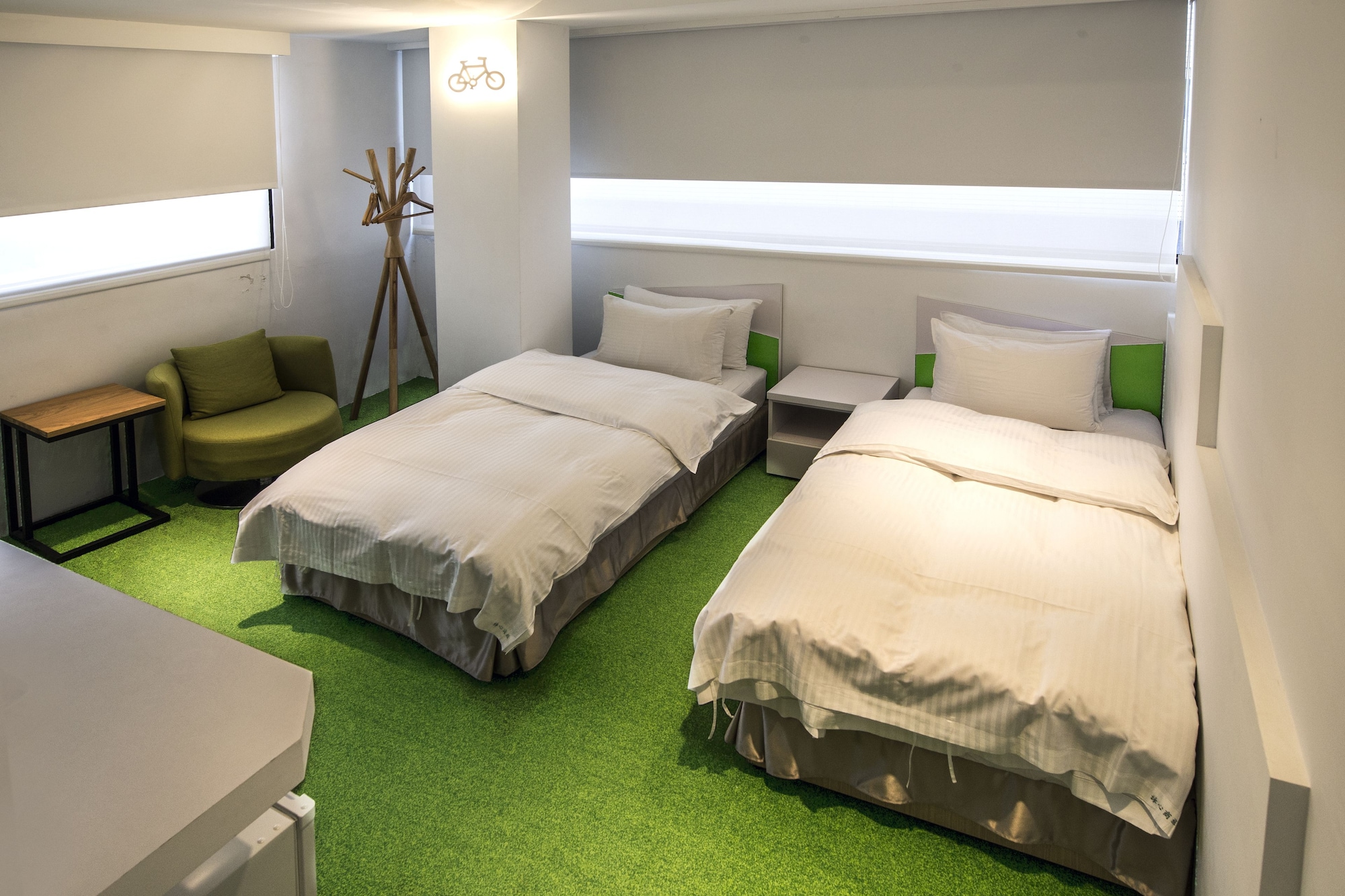 STANDARD, TWIN BEDS