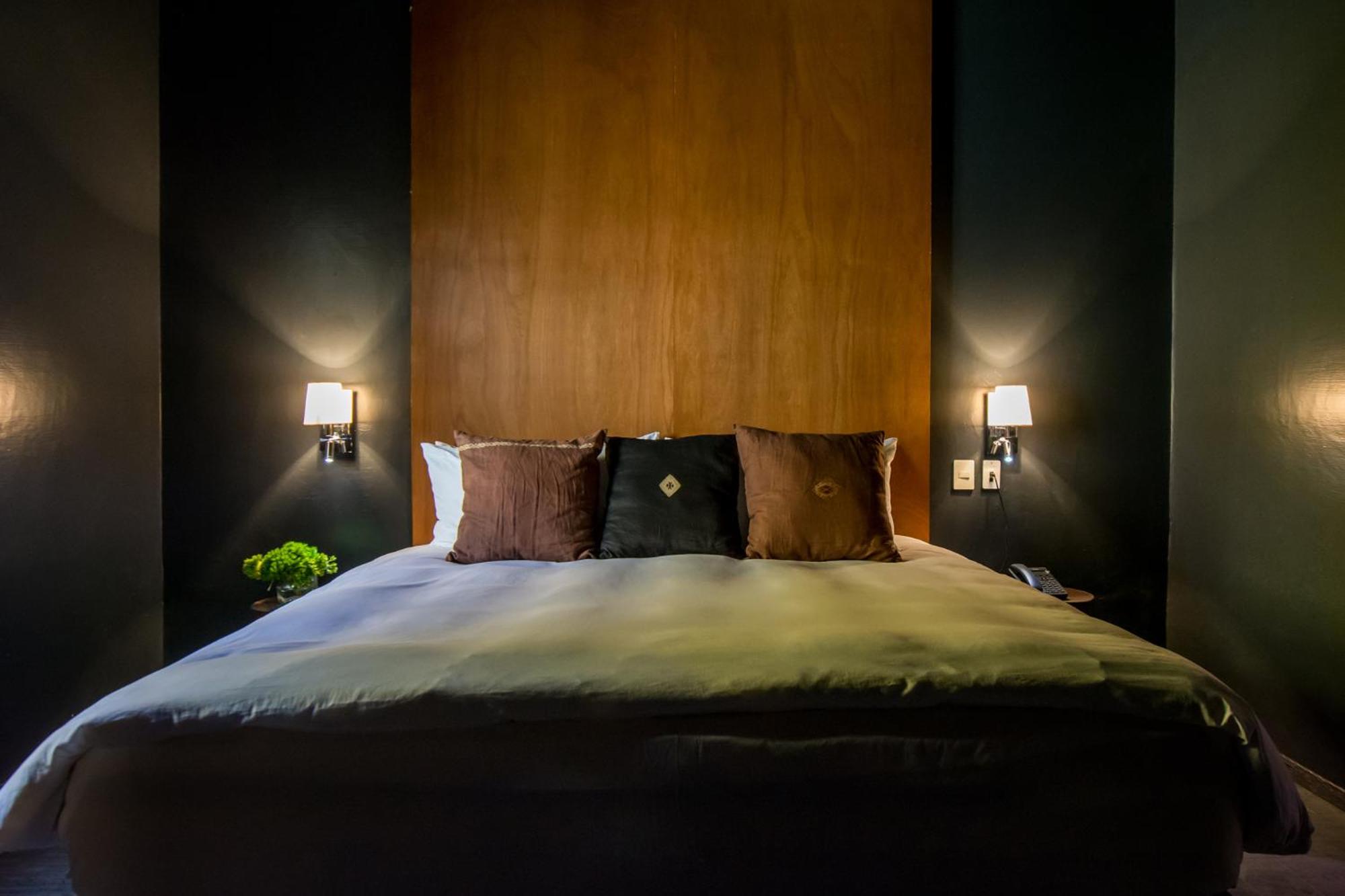 Master, Suite