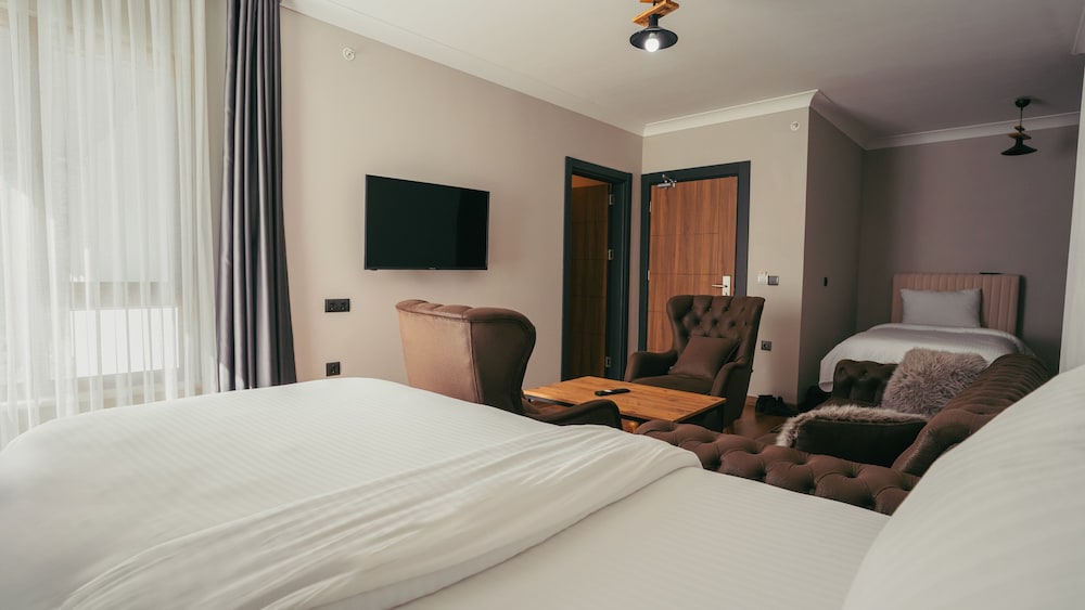 Pazarcik Mountain Hotel 10/50