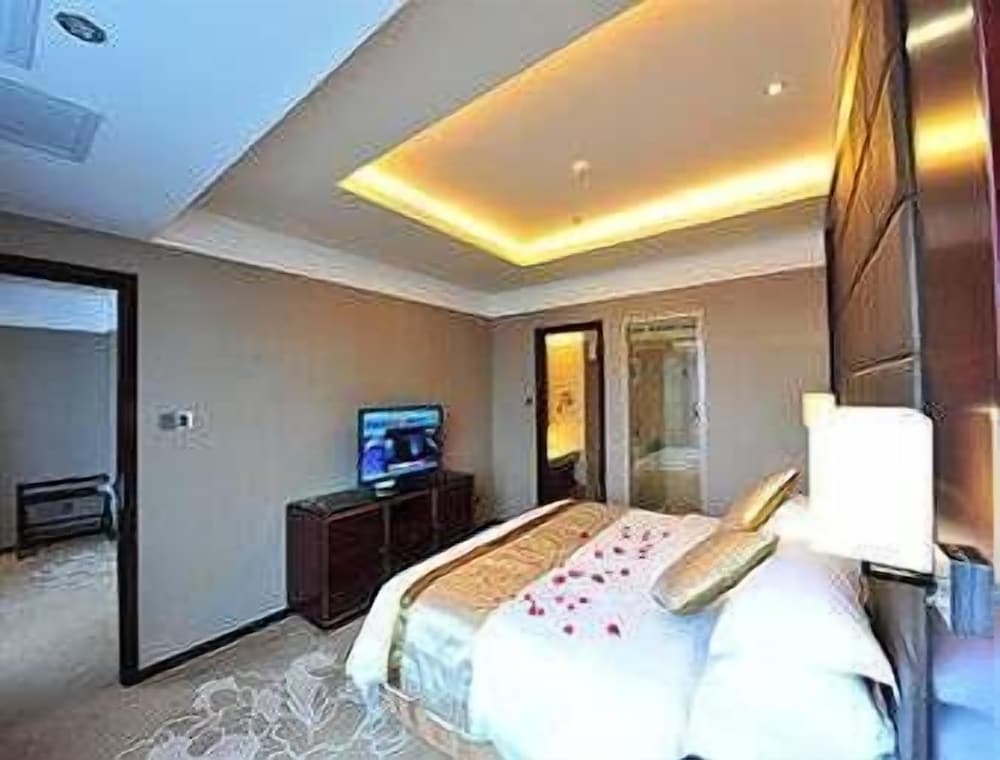 Ramada by Wyndham Pingtan Hotel 8/22