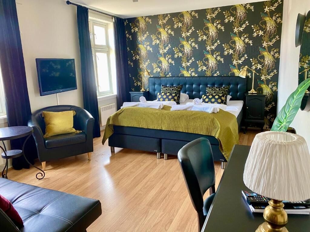 غرفة قياسية بسرير كوين، Reenskaug Hotel 2/3