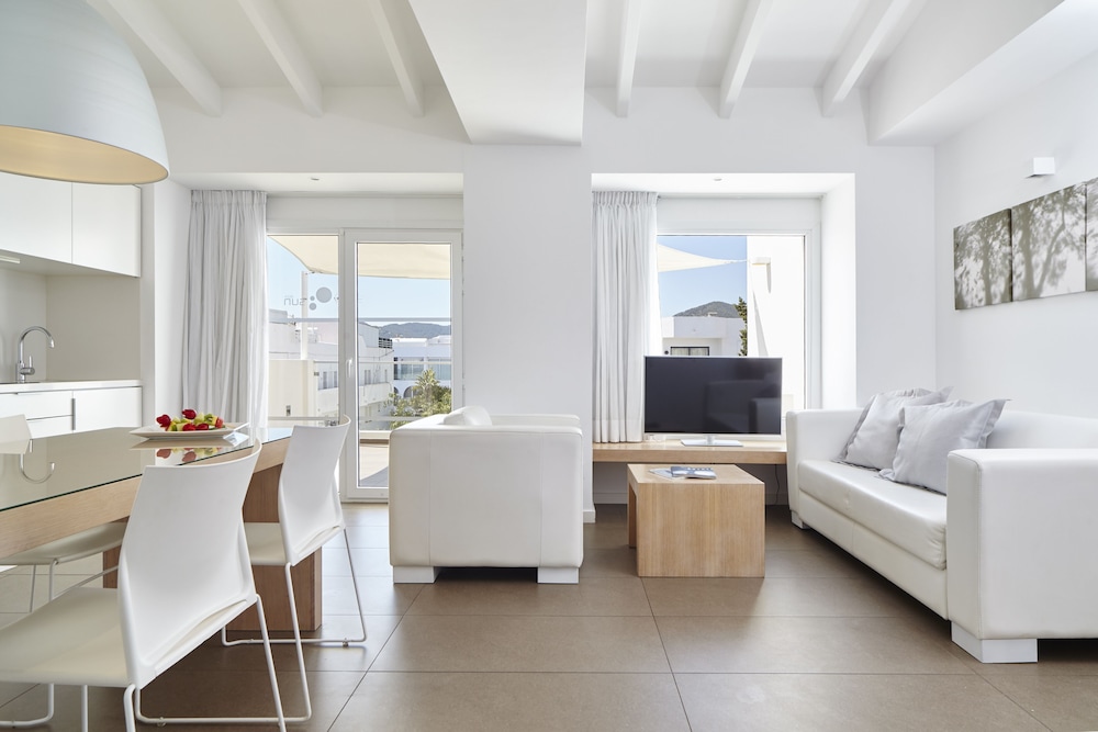 Ibiza Sun Apartments 39/60