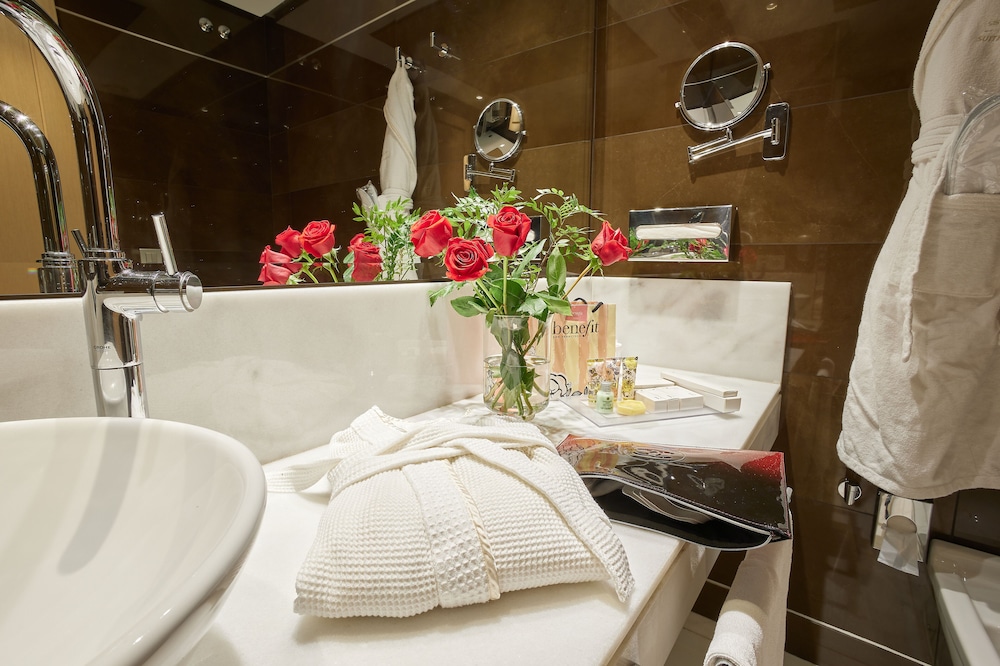 Nexus Valladolid Suites Hotel 44/44