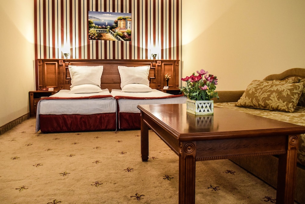 Hotel Karolina 27/60