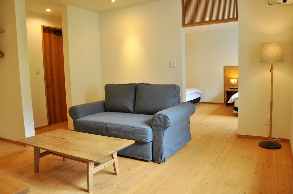 Lodge Denbey 18/29