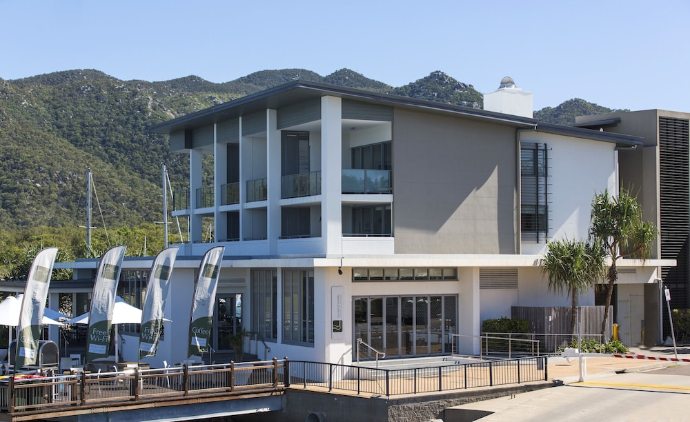 Peppers Blue On Blue Resort Magnetic Island 5/80