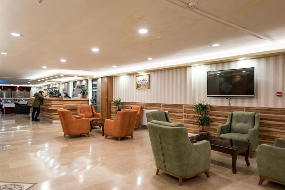 Dinar Hotel 36/43