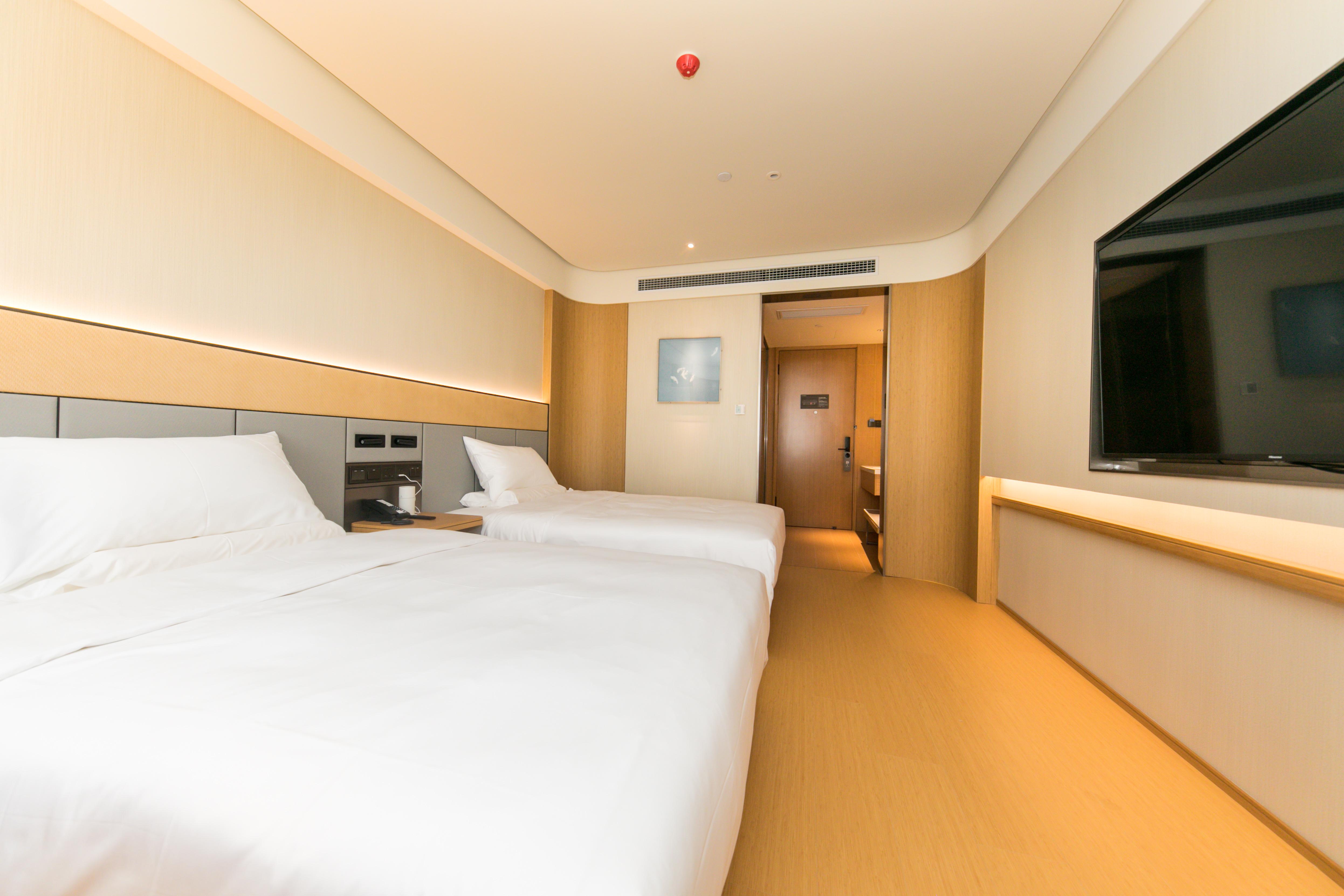White Palace Hotel Nanjing 10/43