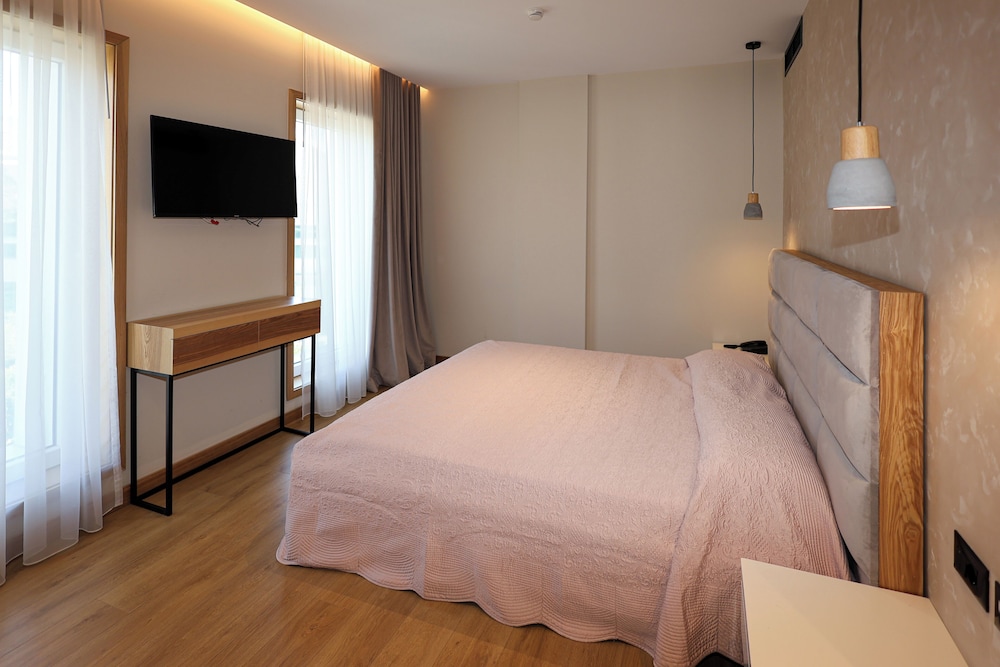 Grand White City Hotel 21/41