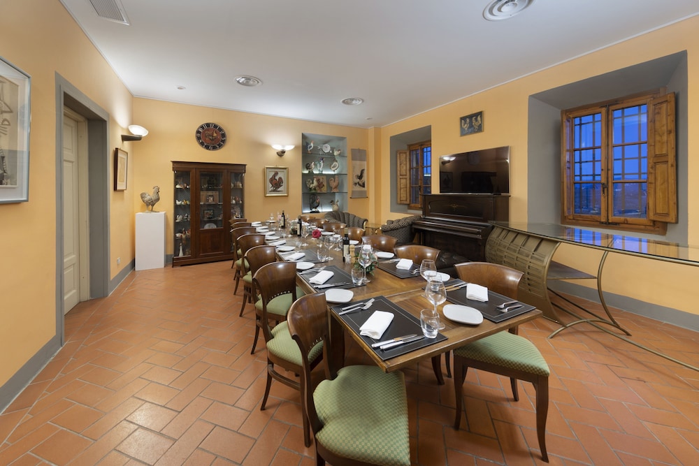 Villa Castiglione 40/49
