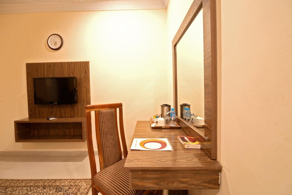 Hotel One Lalazar Multan 24/29