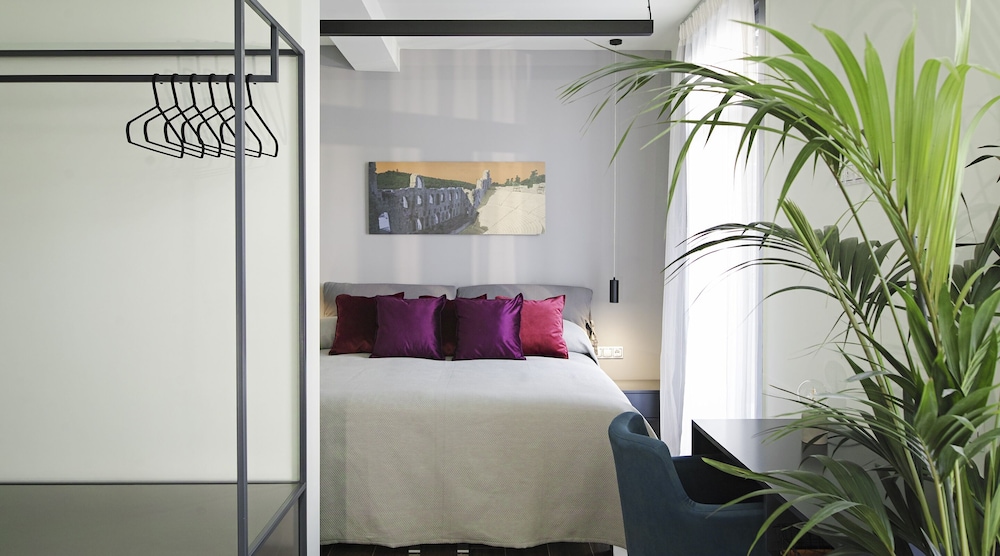 The Gem Society Boutique Hotel & Spa 6/58
