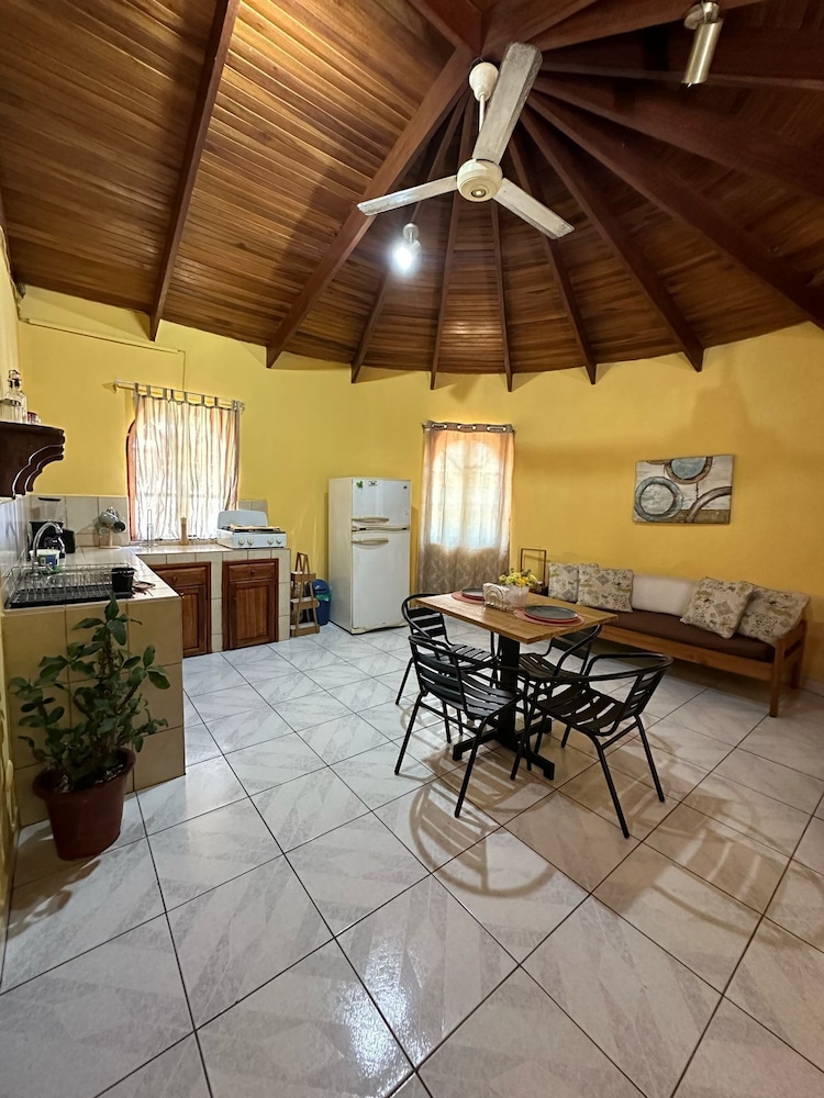 Hotel Colibri 4/50