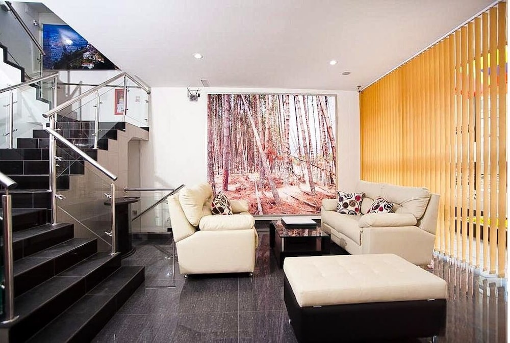 Hotel Bogota Castellana 100 30/47