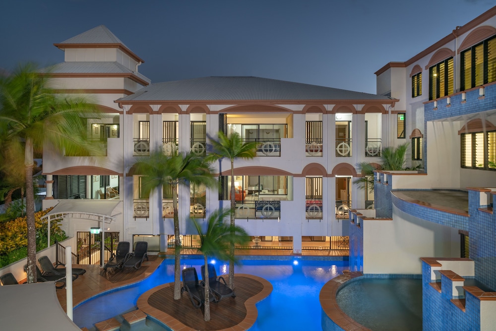 Regal Port Douglas 6/56