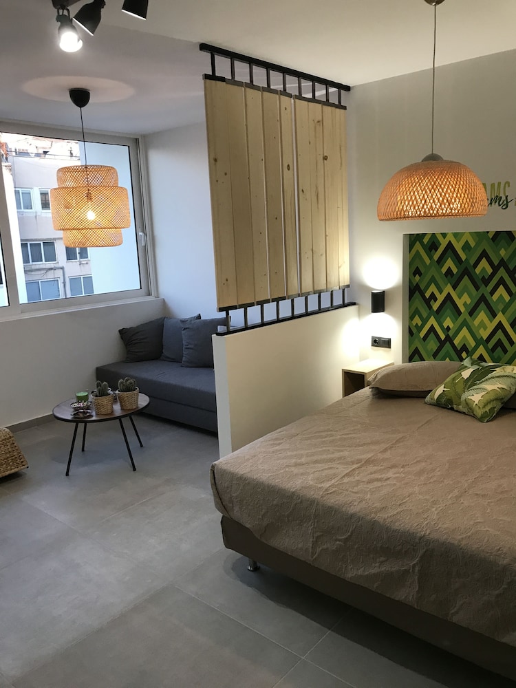 The Athenians Modern Apartments 33/50