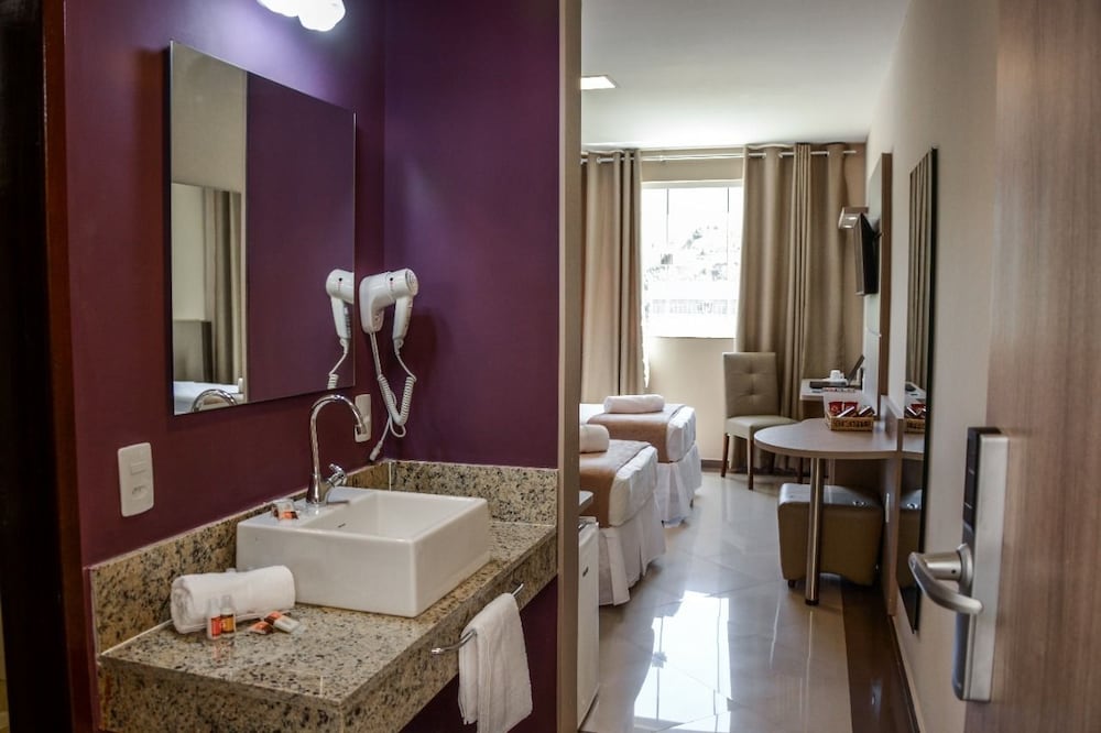 Paracambi Top Hotel 34/36