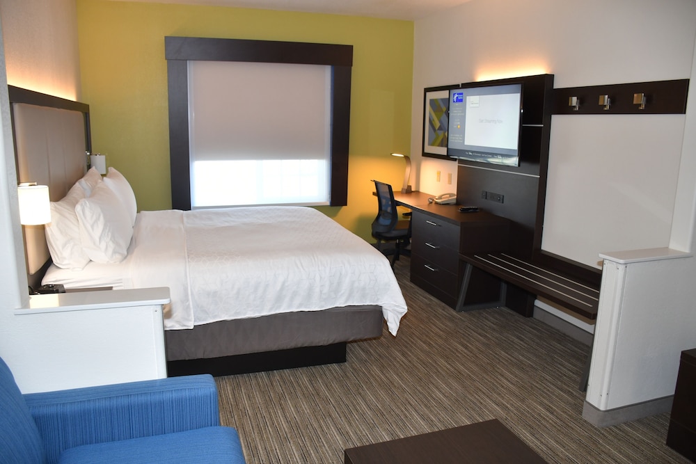Holiday Inn Express Hotel And Suites Evanston 10/50
