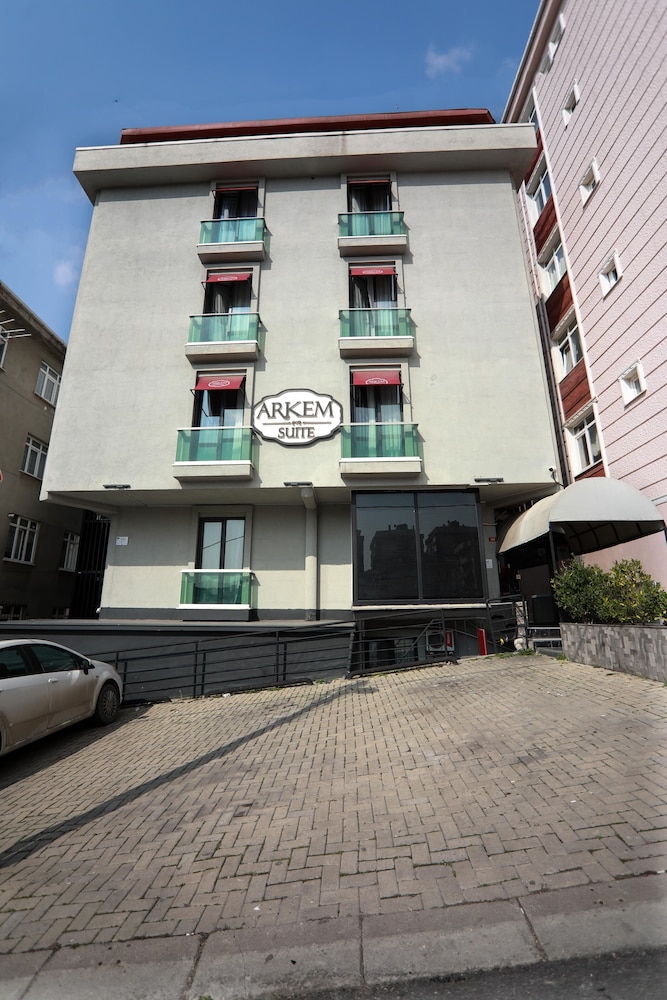 Arkem 2 Hotel 61/66