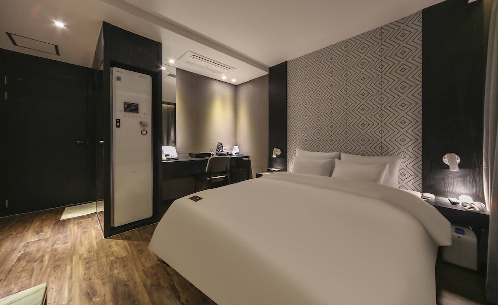 Hotel Frenchcode 12/50