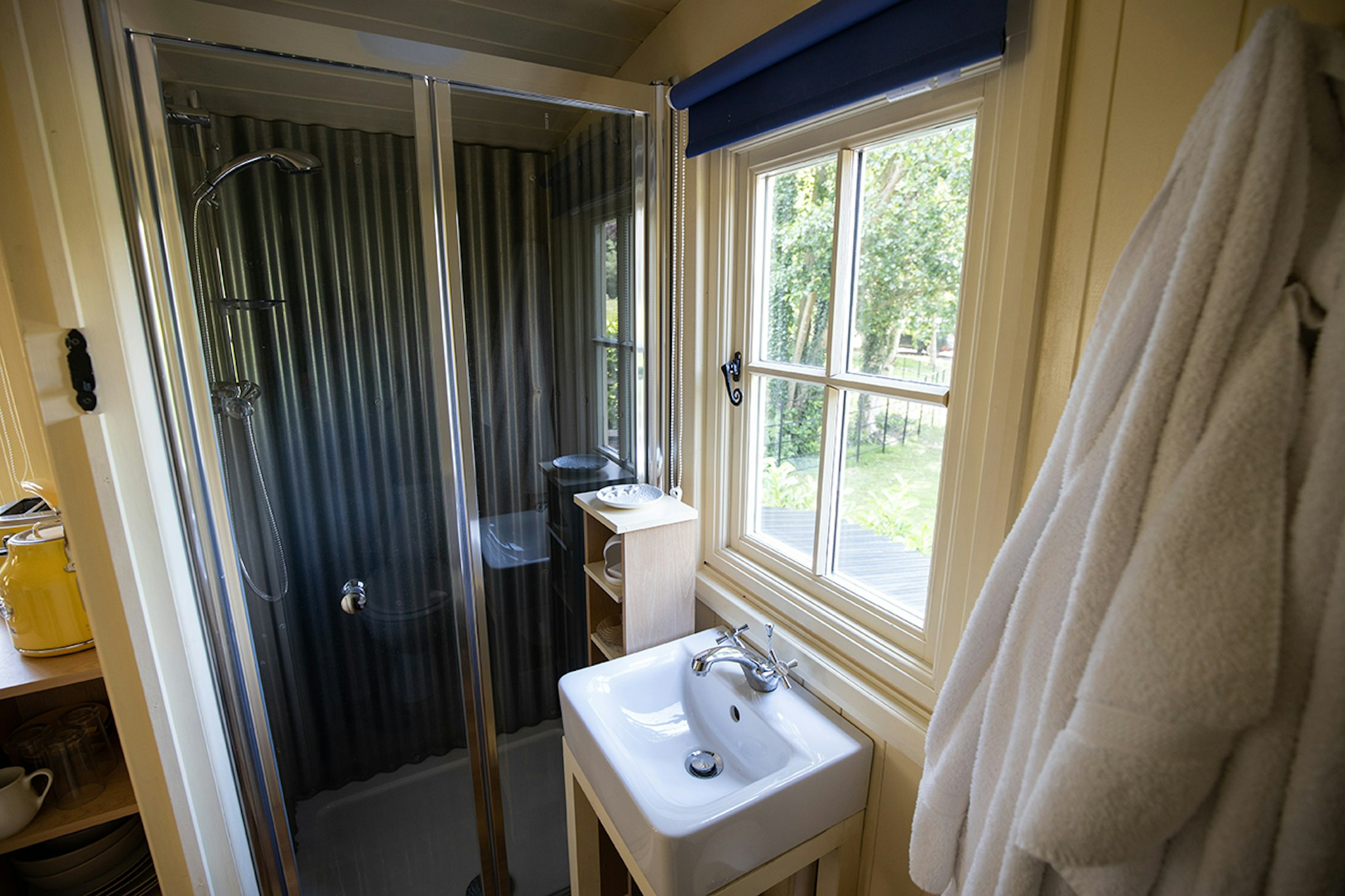 Tewin Bury Farm Hotel 35/38