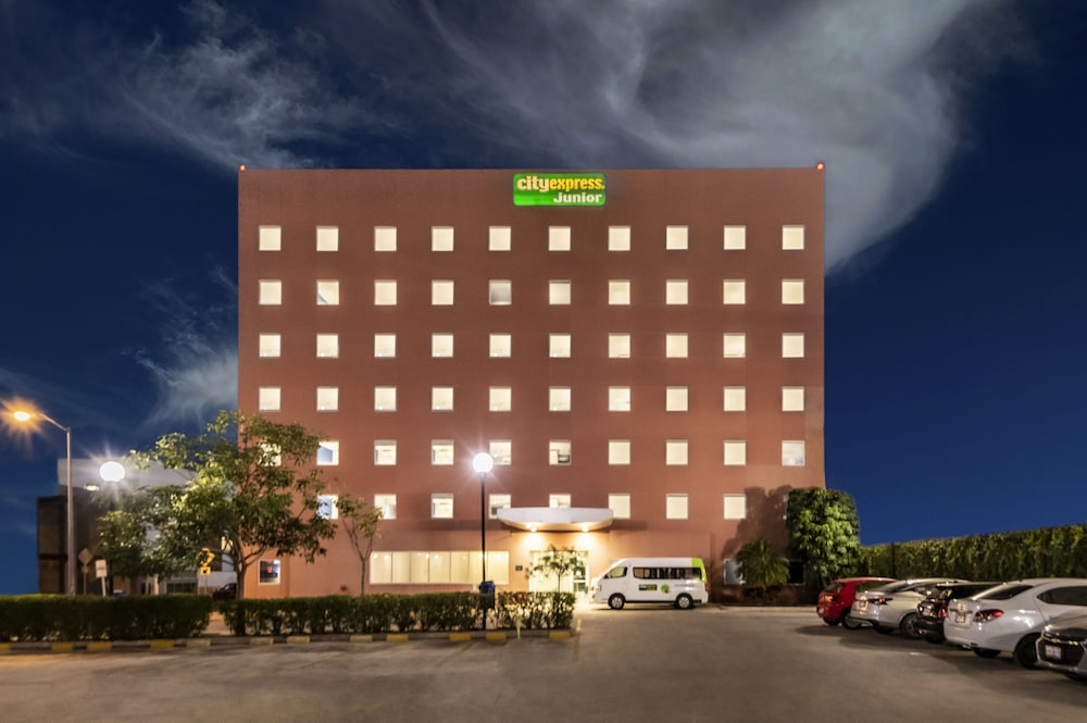 City Express Junior by Marriott Merida Altabrisa 3/47