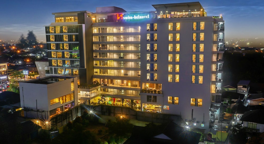 SWISS BELHOTEL JAMBI酒店(SWISS-BELHOTEL JAMBI) 图片1