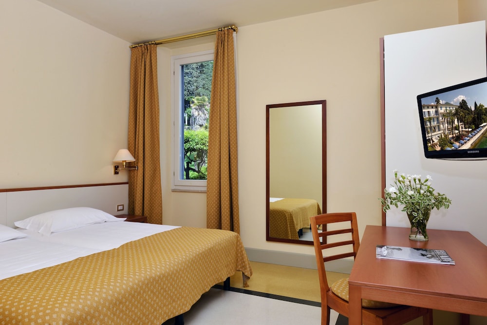 Hotel Monte Baldo and Villa Acquarone 14/49