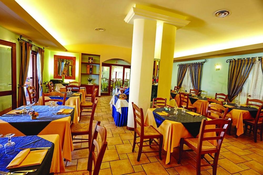 Hotel Cala Mirto 44/66