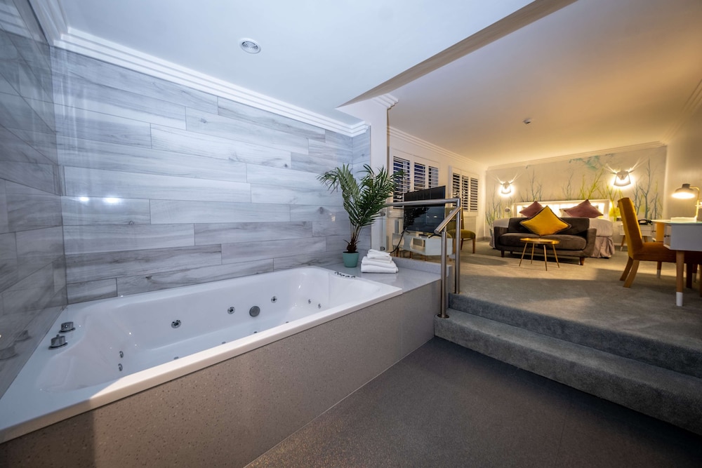 BEST WESTERN PLUS White Horse Hotel 23/60