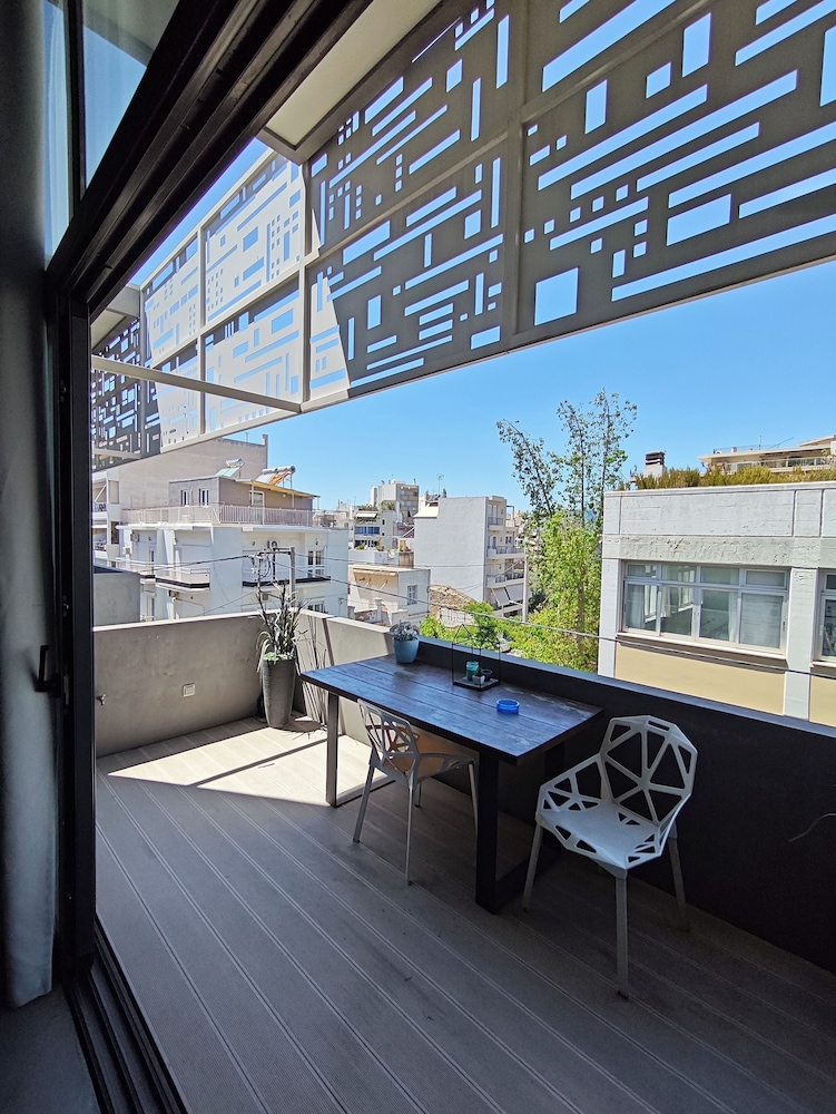 Athina Art Apartments 36/43