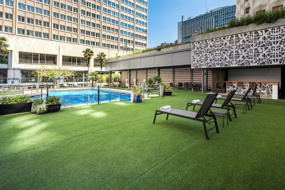 Melia Castilla Hotel 75/81