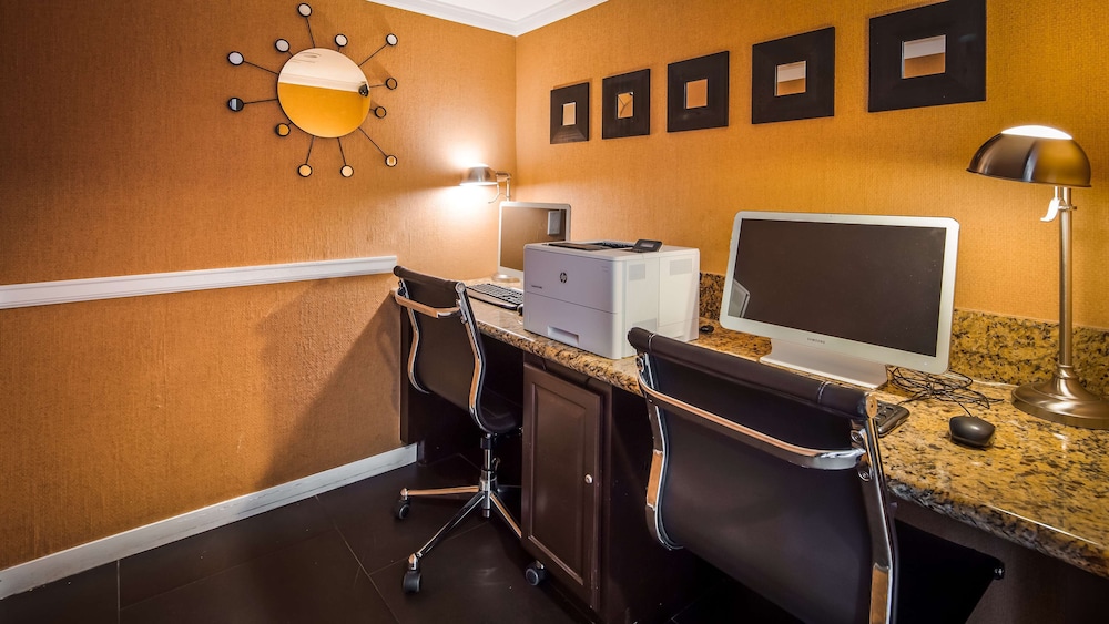 Best Western Plus Rancho Cordova Inn 53/63