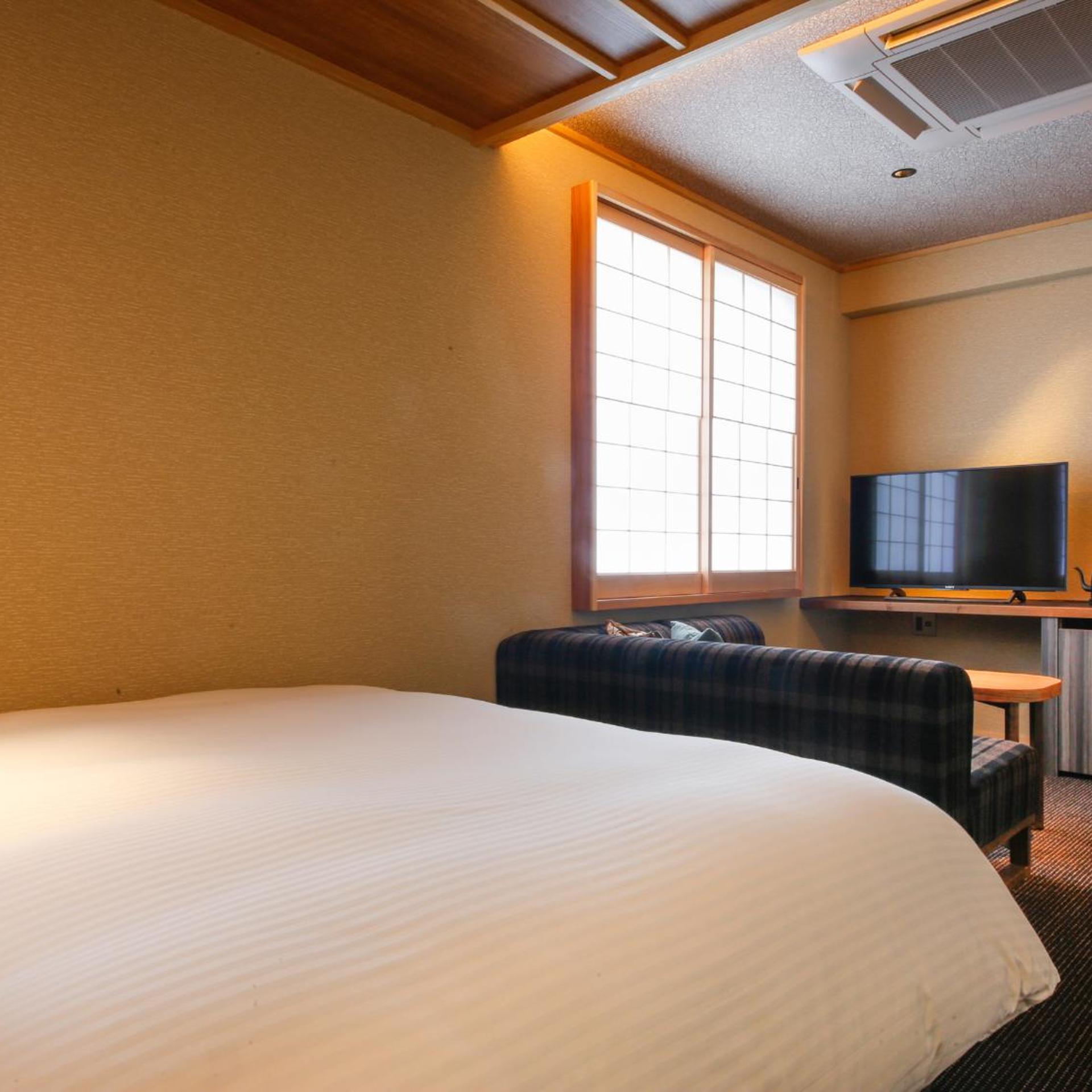 Moderate, Double Bed