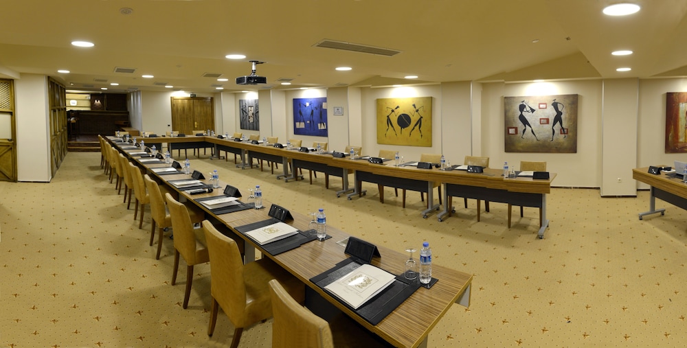 Hotel Buyuk Keban 50/53