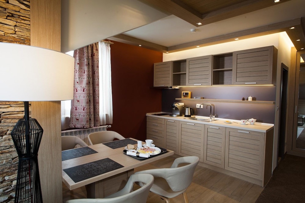 Hotel Amira 45/50