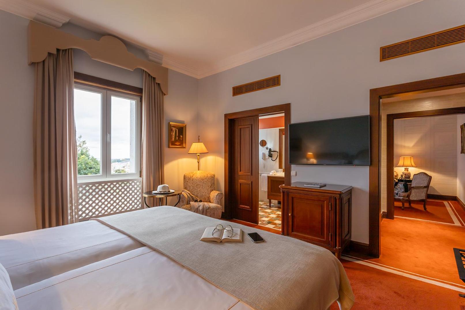 Suite, Double Bed, with Extra Bed
